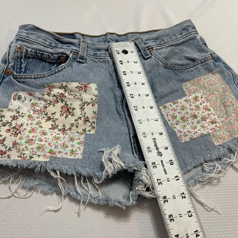 Urban Renewal x Levis Patchwork Distressed Denim Shorts Size Medium